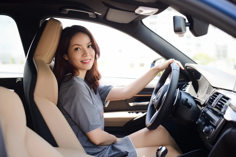 con gái nên học bằng lái xe b1 hay b2